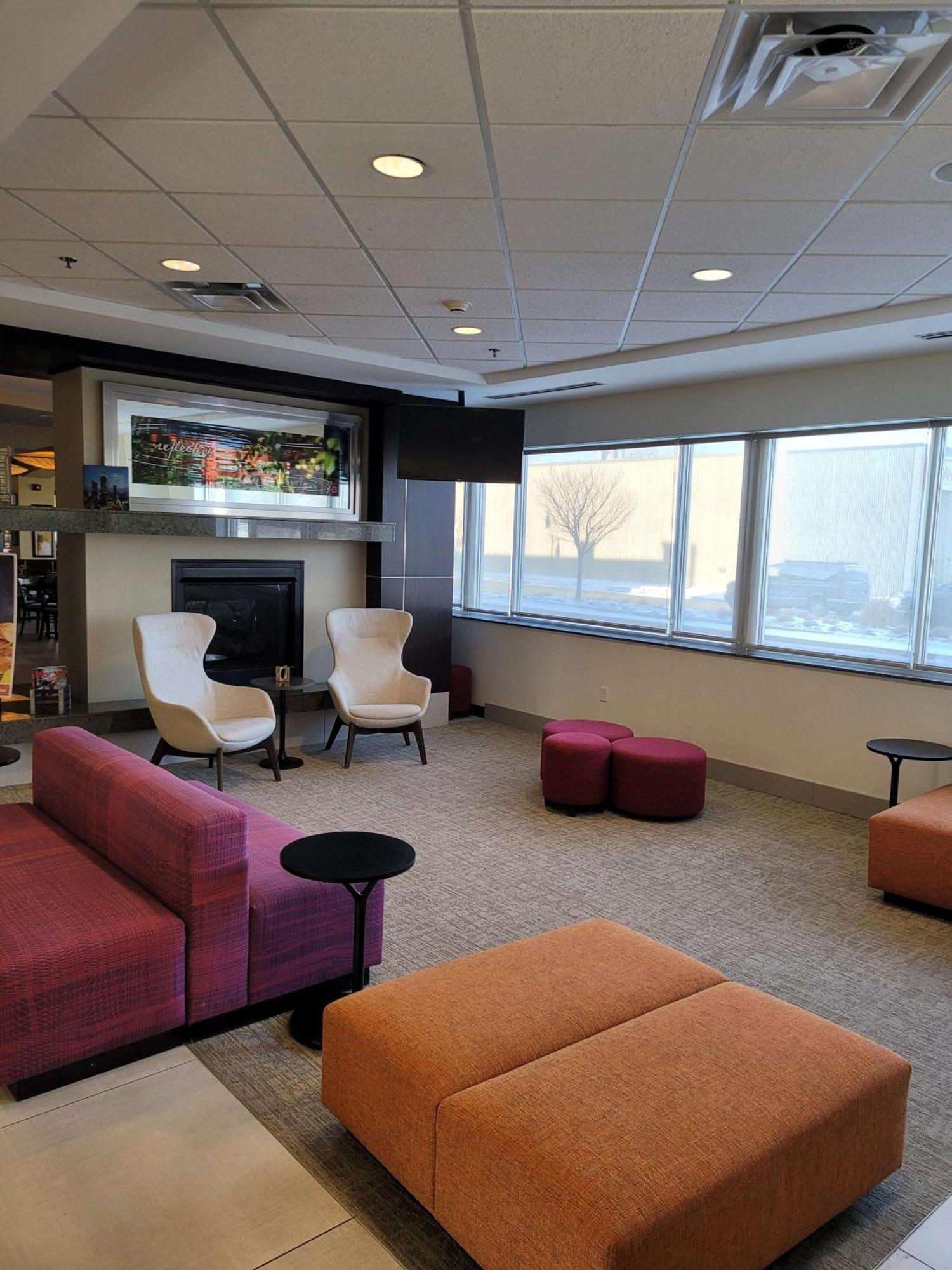 Hilton Garden Inn Mankato Downtown Exterior photo